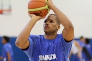 Orlando Antigua defini los 12 jugadores de Dominicana