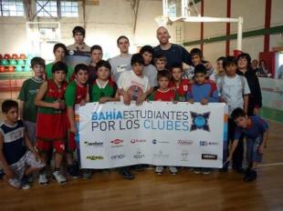 Weber Baha Estudiantes continu su campaa por los clubes