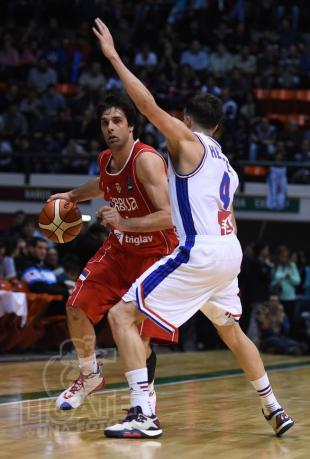 Serbia afina de la mano de Teodosic