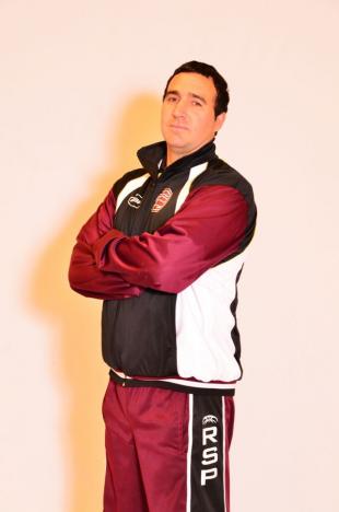 Germ�n Intonio, nuevo t�cnico de Lan�s