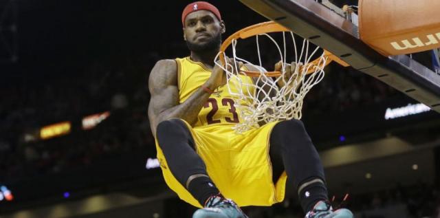 LeBron James por otros dos records