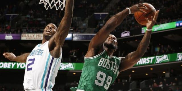 Boston venci a Charlotte