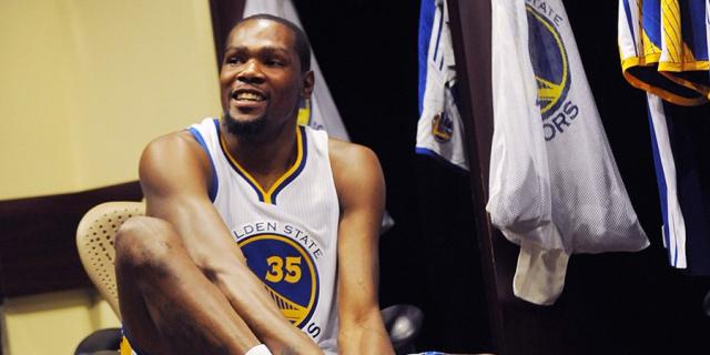 Presentaron a Durant en los Warriors