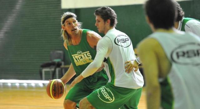 Atenas sigue de pretemporada