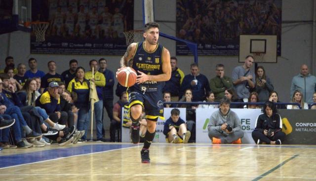 Centenario logr� un triunfo para seguir con vida