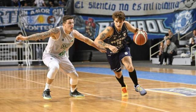 Pe�arol gan� el anticipo de los play offs