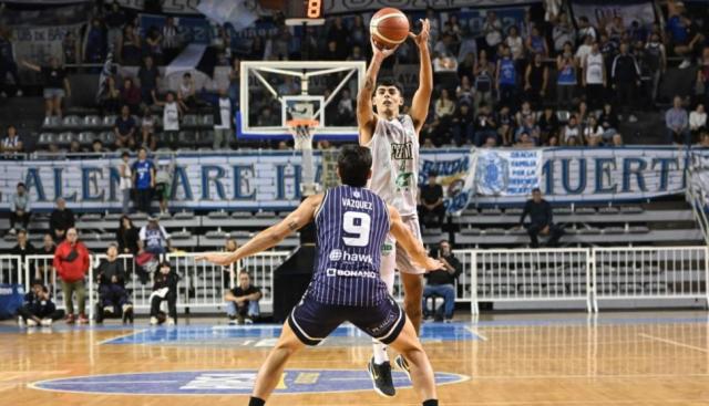 Pe�arol gan� el anticipo de los play offs