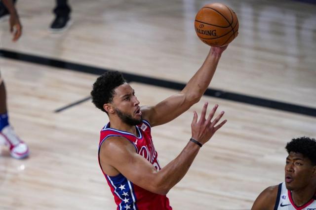 Simmons ser baja por tiempo indefinido