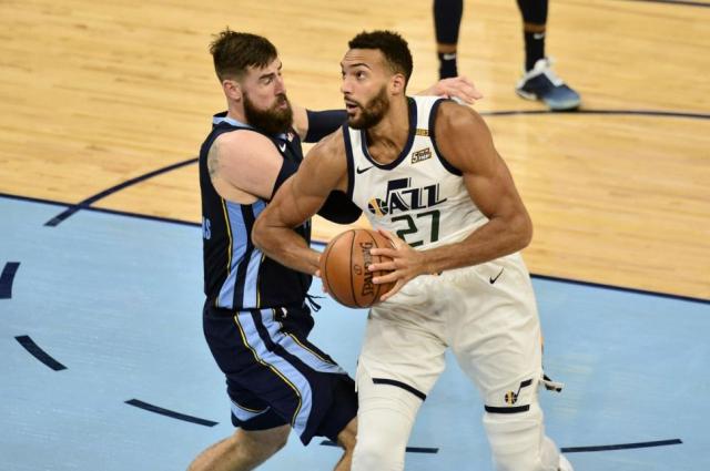 Los Jazz ganaron de la mano de los triples