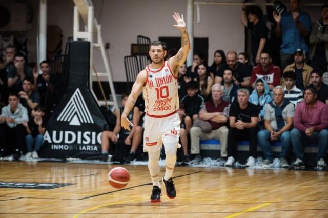 Pico FC se impuso en casa y forz� un quinto juego