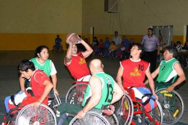 Dos jugadores de bsquet en silla de ruedas murieron en un accidente