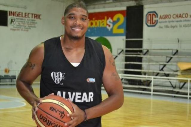 Jereal Scott ya entrena con Alvear