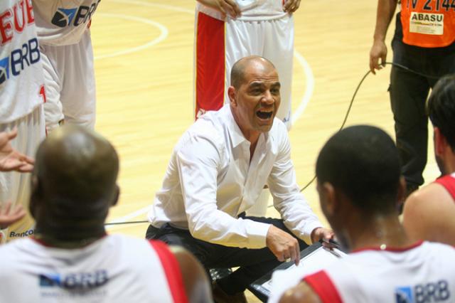 Uniceub derrot a Aguada y jugar con Boca