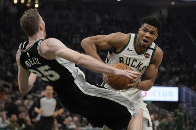 Los Bucks ganaron en una noche negra para los equipos protagonistas