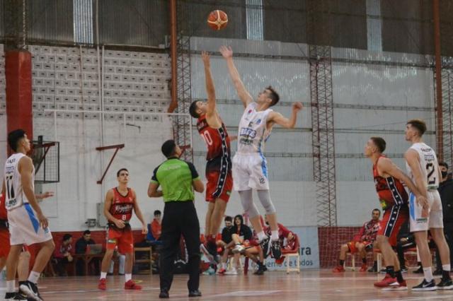 Pergamino Basket y Belgrano a puro gol