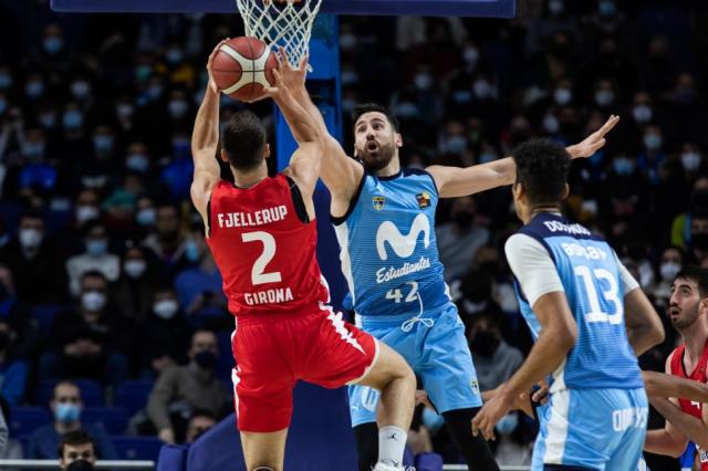 La vuelta de Gasol y el debut de Fjellerup no fueron completos