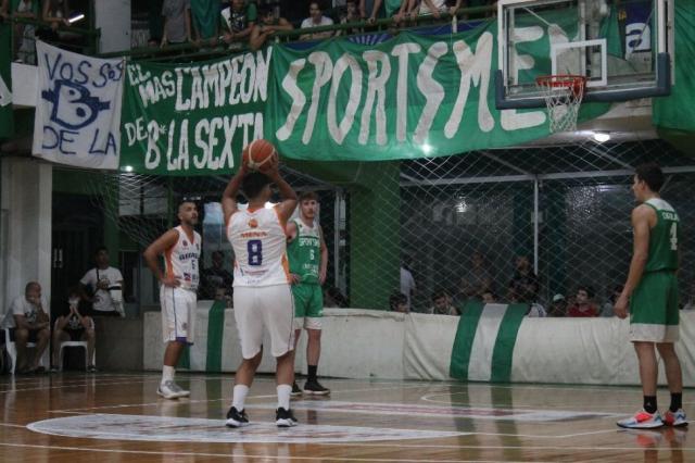 Pico y Racing (O) extienden su momento