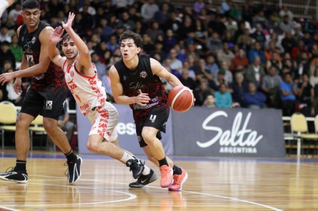 Salta gan� como local y estir� la llave a un cuarto juego