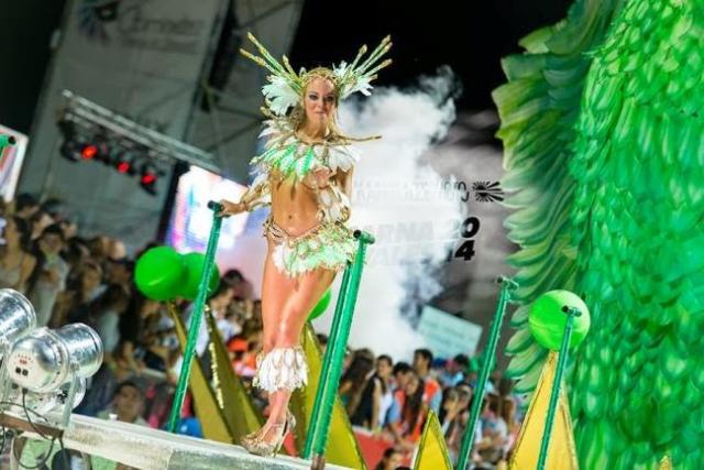 El carnaval correntino estar presente en Regatas