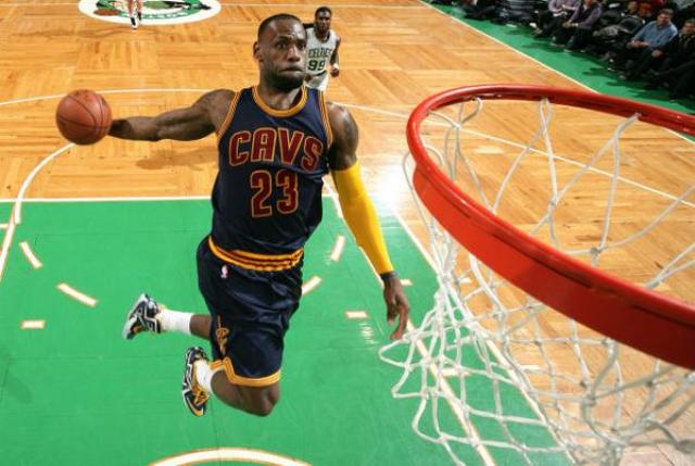 Los Cavs se pusieron a un paso de las semis