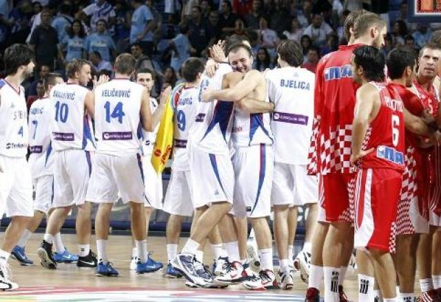 Serbia gan en un final de locos