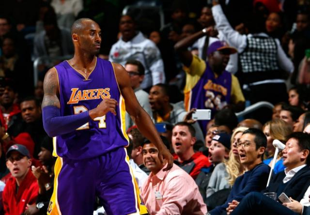 Los Lakers vuelven a la victoria en una noche especial