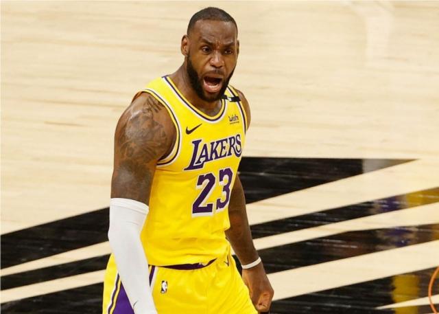 El Rey puso arriba a Lakers