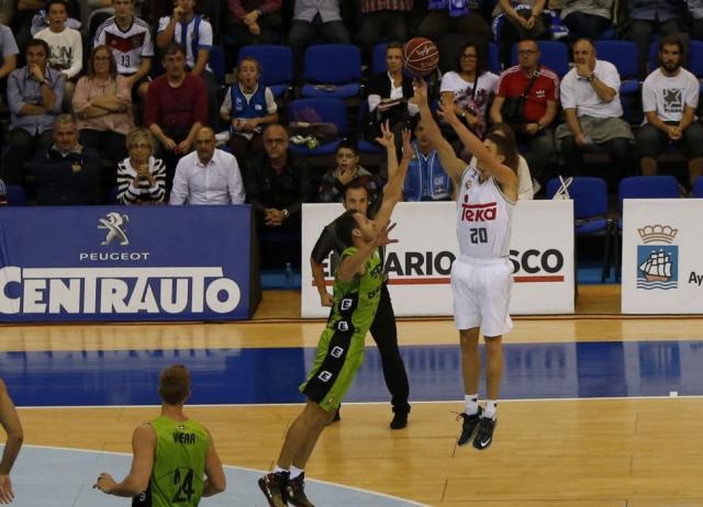 Repker de punta, as griego y ganan las blancas