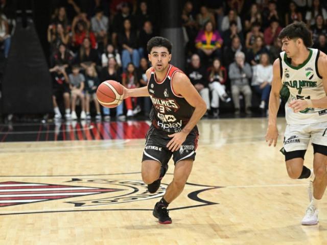 Villa Mitre meti� la daga en el �ltimo segundo