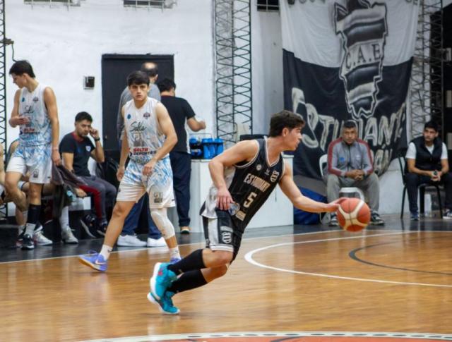 Salta Basket golpe� primero en Tucum�n