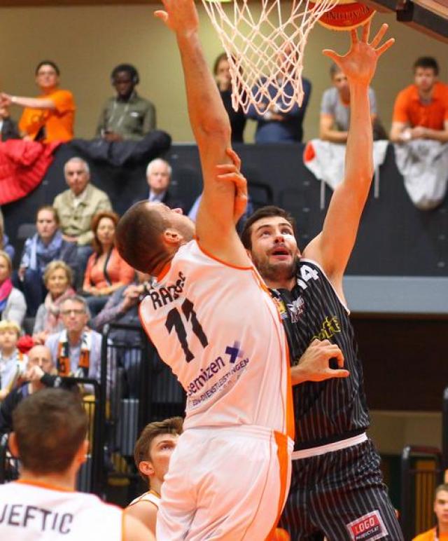 En San Mart�n se suma el b�lgaro Aleksandar Yanev